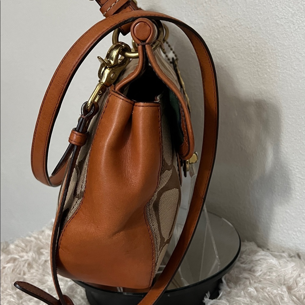 Coach Poppy Willis 70th Anniversary Crossbody Bag Signature Canvas Tan Leather - Picture 5 of 16